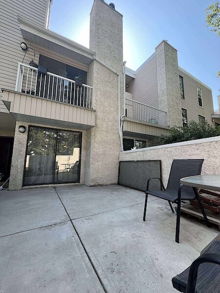 Calgary 2 bedrooms Main Floor for rent. Property photo: 645562-2