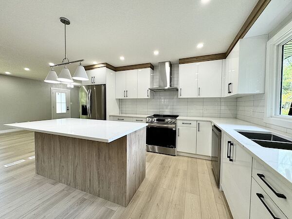 Calgary 3 bedrooms Main Floor for rent. Property photo: 645571-2