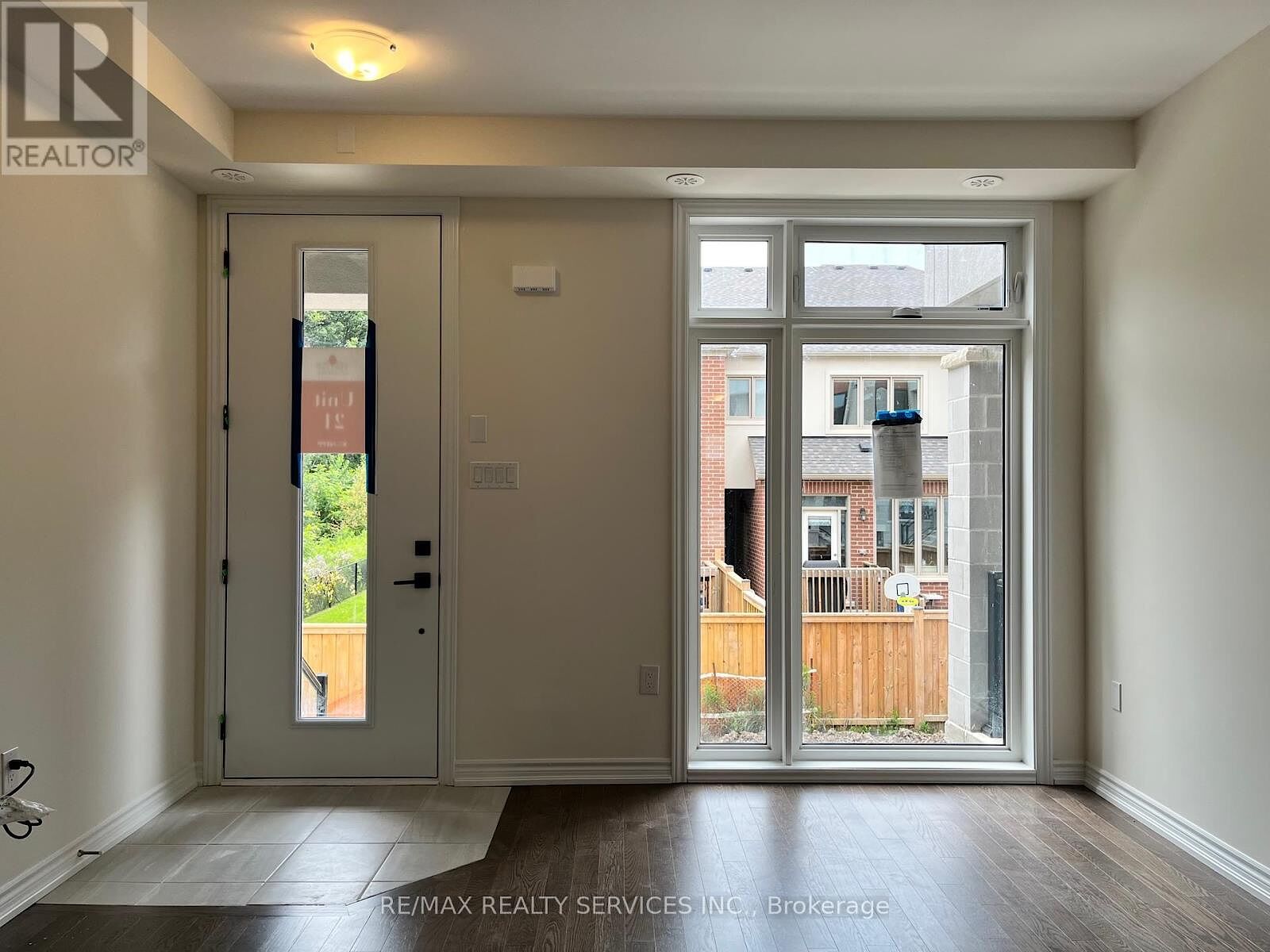 Brampton 3 bedrooms Townhouse for rent. Property photo: 645646-1