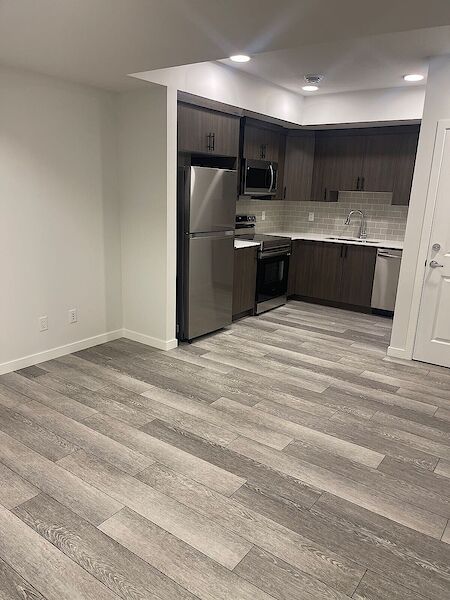 Calgary 2 bedrooms Basement for rent. Property photo: 645659-2