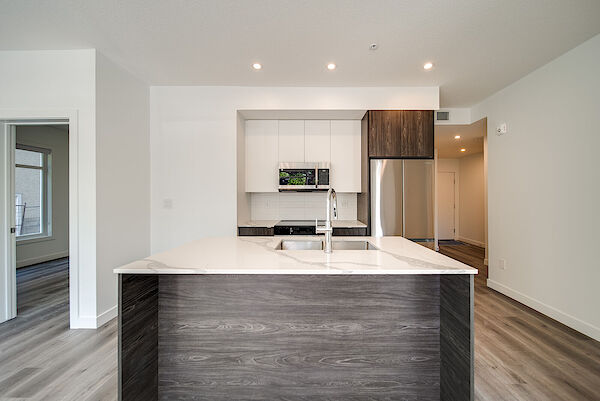 Edmonton 1 bedrooms Apartment for rent. Property photo: 645741-3