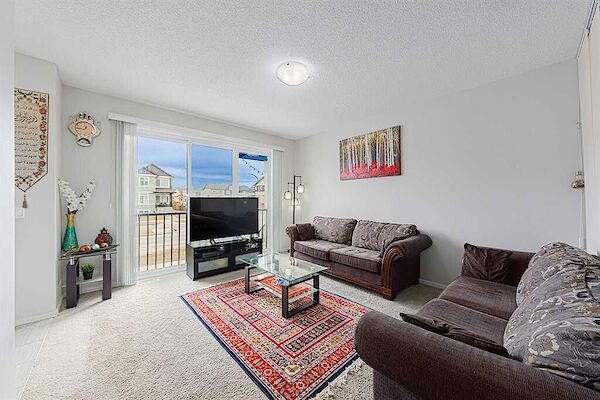 Calgary 3 bedrooms House for rent. Property photo: 645757-2