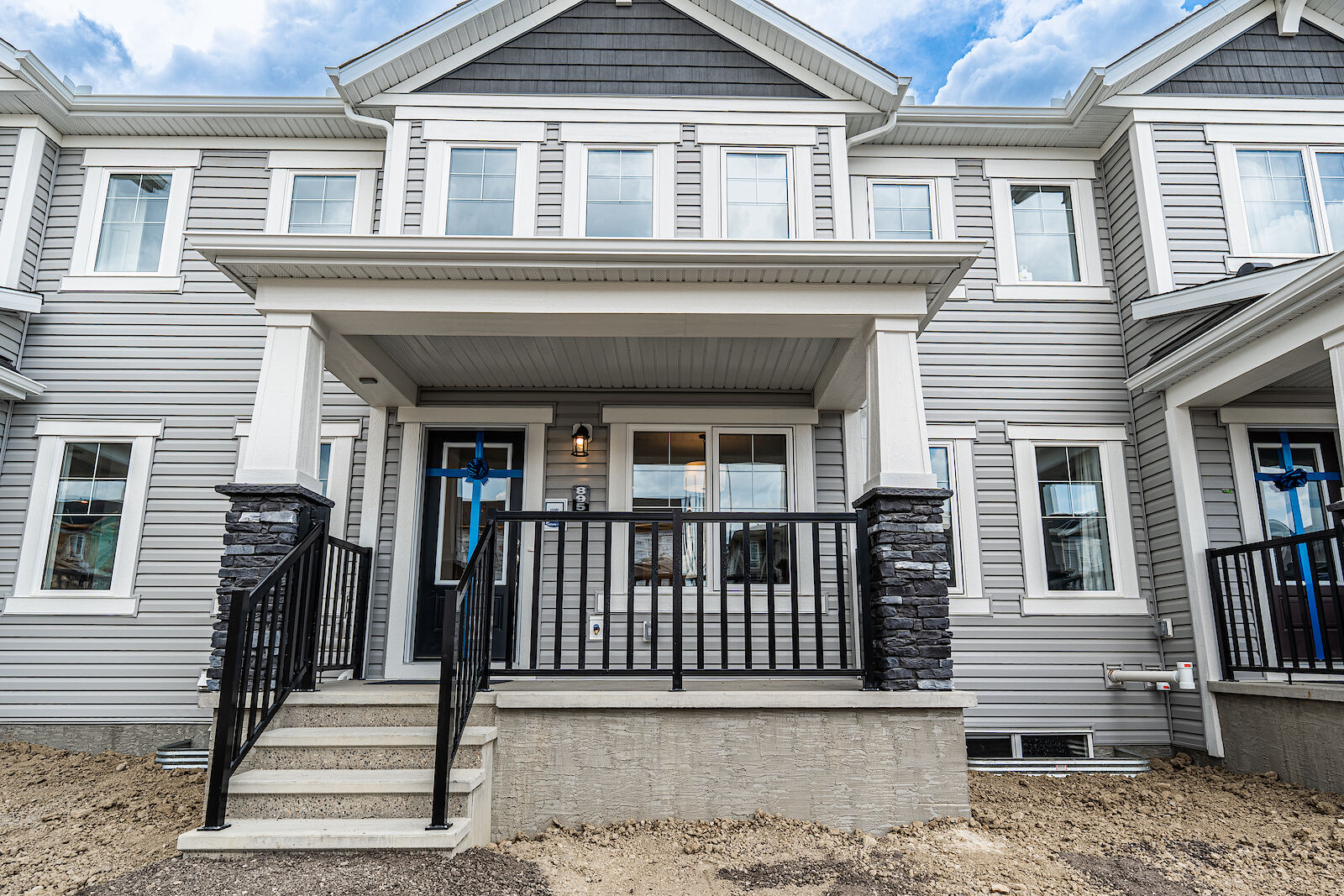 Calgary 3 bedrooms Townhouse for rent. Property photo: 645867-1