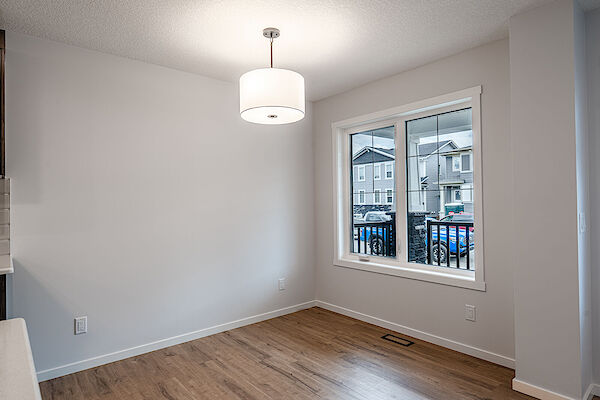 Calgary 3 bedrooms Townhouse for rent. Property photo: 645867-3