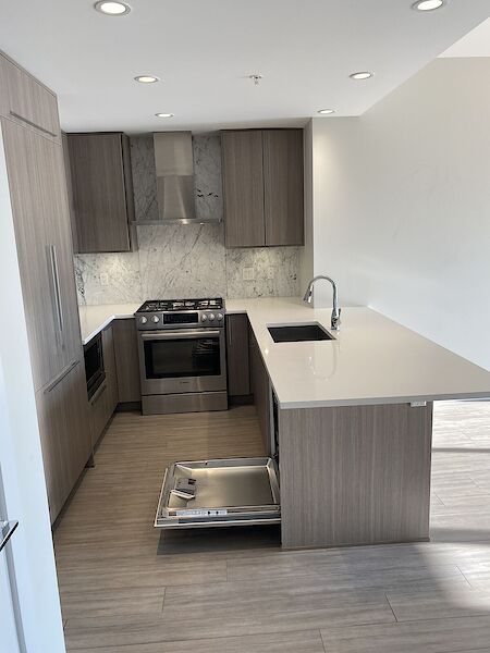 Calgary 1 bedroom Condo Unit for rent. Property photo: 646062-2