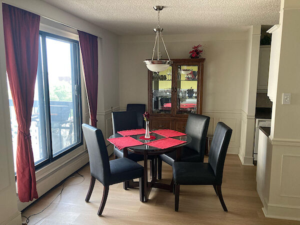 Edmonton 2 bedrooms Condo Unit for rent. Property photo: 646099-3