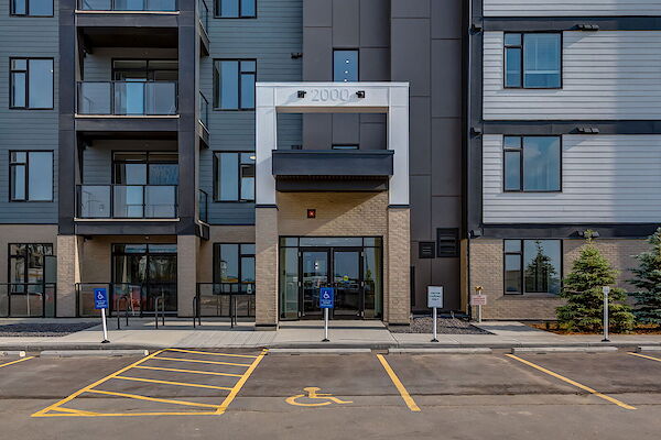 Calgary 2 bedrooms Condo Unit for rent. Property photo: 646185-3