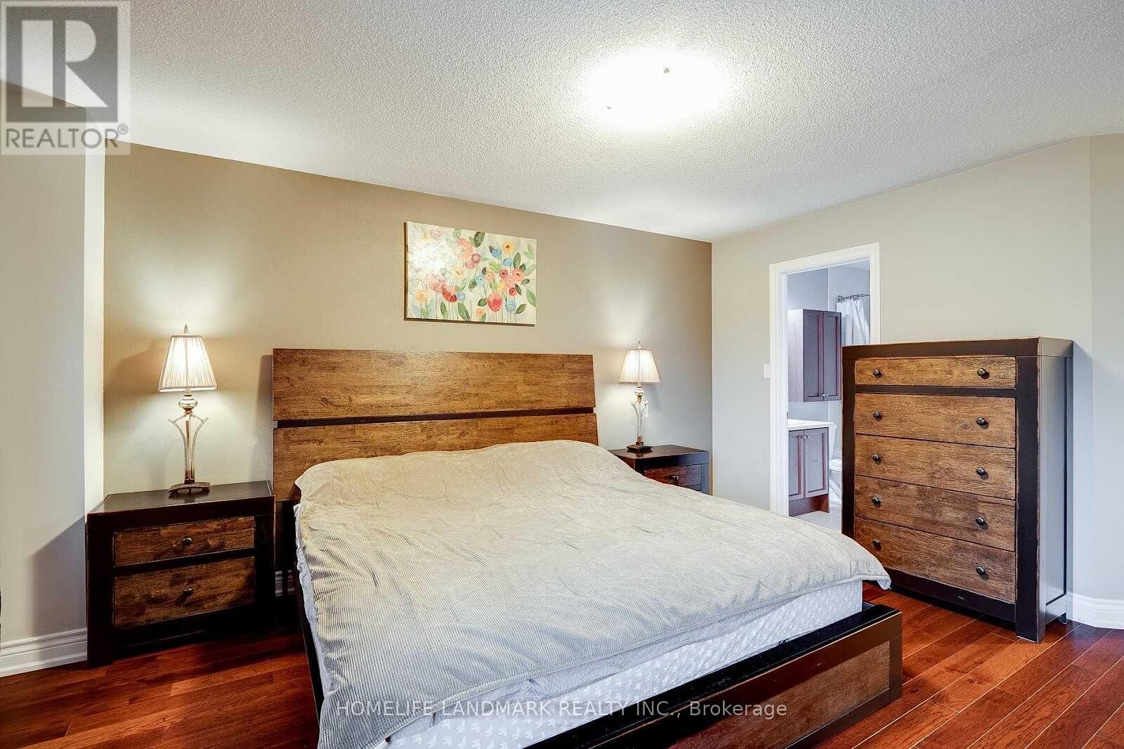 Toronto 1 bedroom Townhouse for rent. Property photo: 646338-1