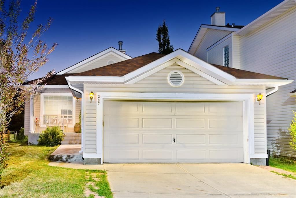 Calgary 3 bedrooms Main Floor for rent. Property photo: 646365-1