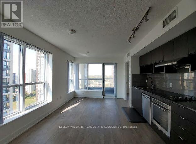 Toronto 2 bedrooms Apartment for rent. Property photo: 646382-1