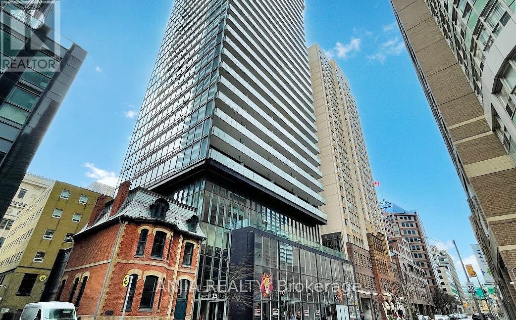 Toronto 2 bedrooms Apartment for rent. Property photo: 646388-1