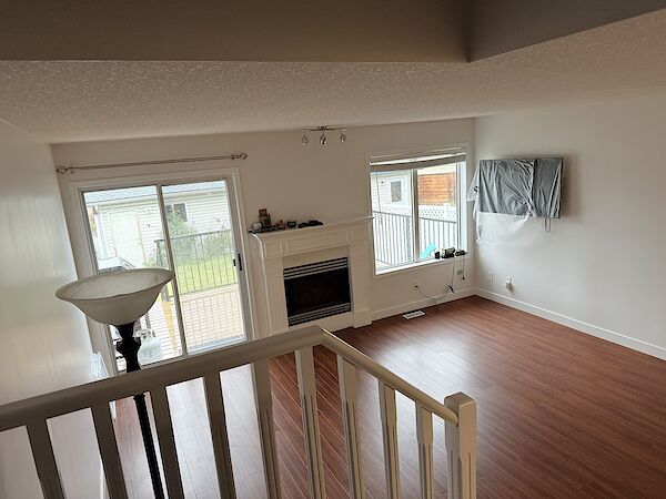 Calgary 3 bedrooms House for rent. Property photo: 646399-2