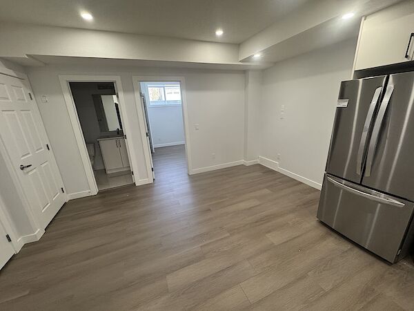 Calgary 2 bedrooms Basement for rent. Property photo: 646478-2
