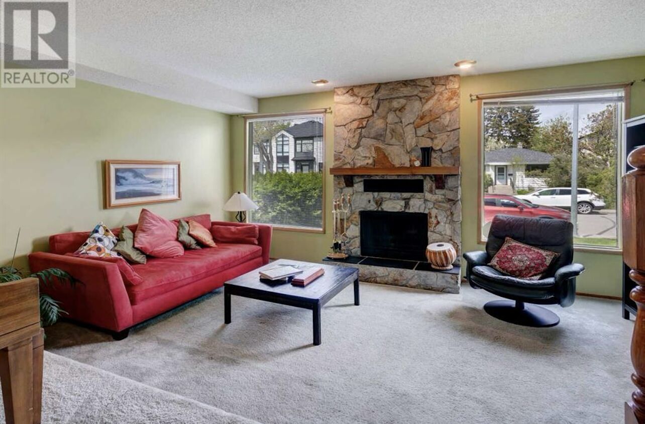 Calgary 3 + Den bedrooms House for rent. Property photo: 646529-1