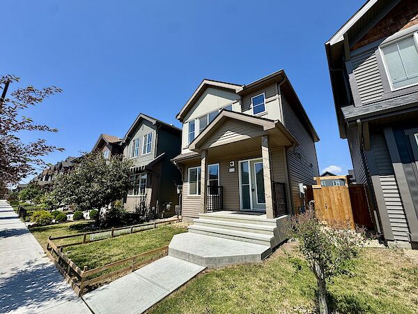 Edmonton 4 bedrooms House for rent. Property photo: 646674-3