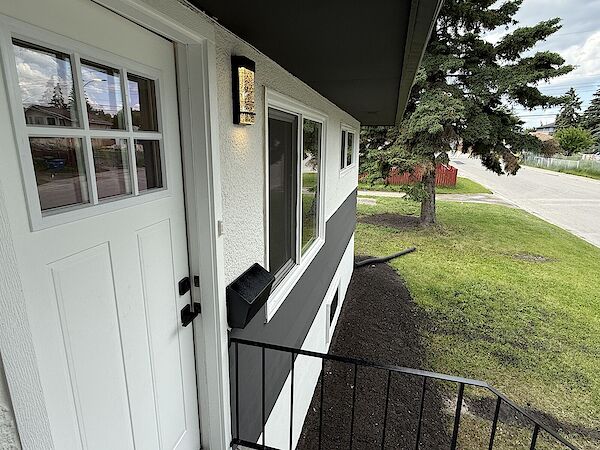 Calgary 2 bedrooms Main Floor for rent. Property photo: 646707-3