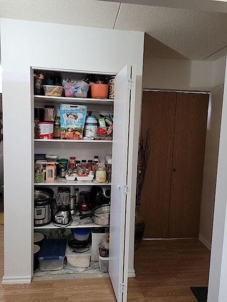 Calgary 2 bedrooms Condo Unit for rent. Property photo: 646799-2