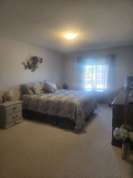 Bedroom+1 St. Albert 2 bedrooms Condo Unit for rent. Property photo: 646827-3