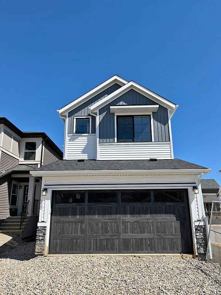 Calgary 4 bedrooms House for rent. Property photo: 646900-1
