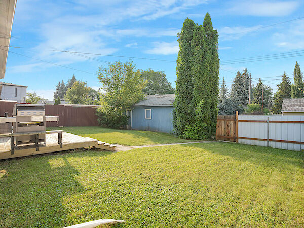 Edmonton 3 bedrooms House for rent. Property photo: 646924-3