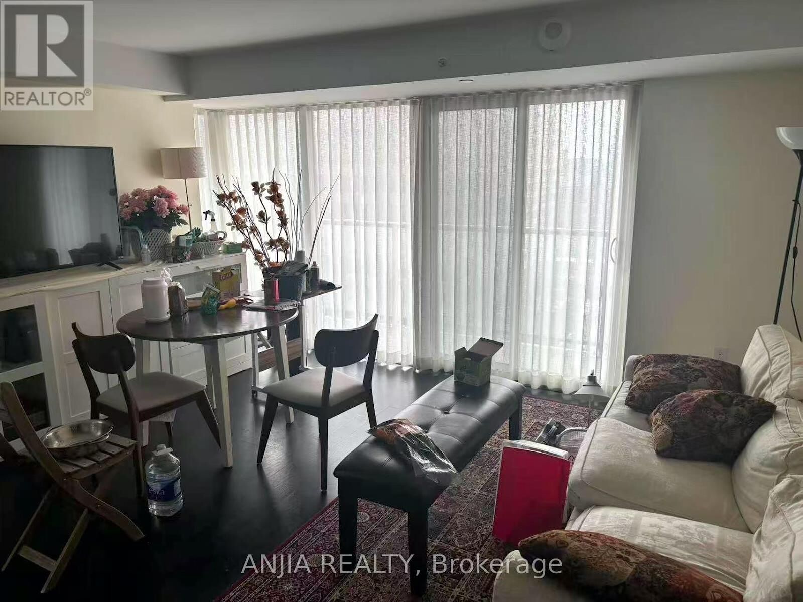 Toronto 2 bedrooms Apartment for rent. Property photo: 646996-1