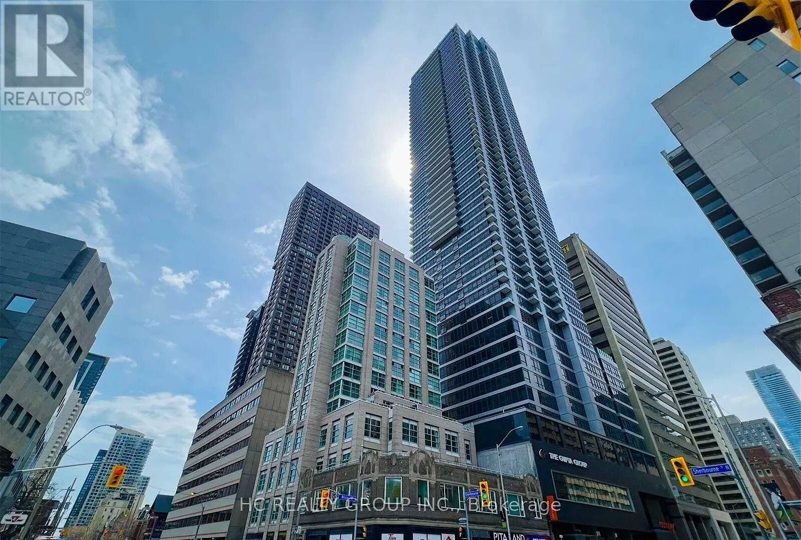 Toronto 2 bedrooms Apartment for rent. Property photo: 646998-1
