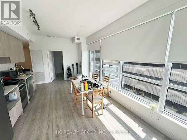 Toronto 2 bedrooms Apartment for rent. Property photo: 646998-3