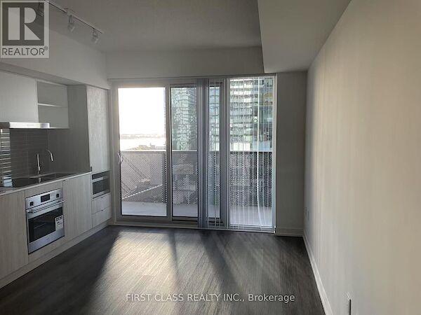 Toronto studio Apartment for rent. Property photo: 647007-2