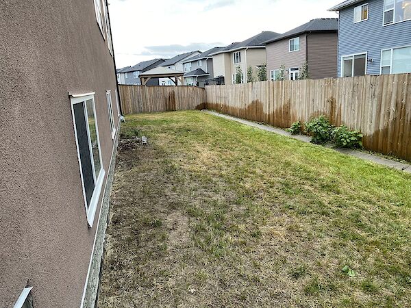 Chestermere 4 bedrooms House for rent. Property photo: 647011-3