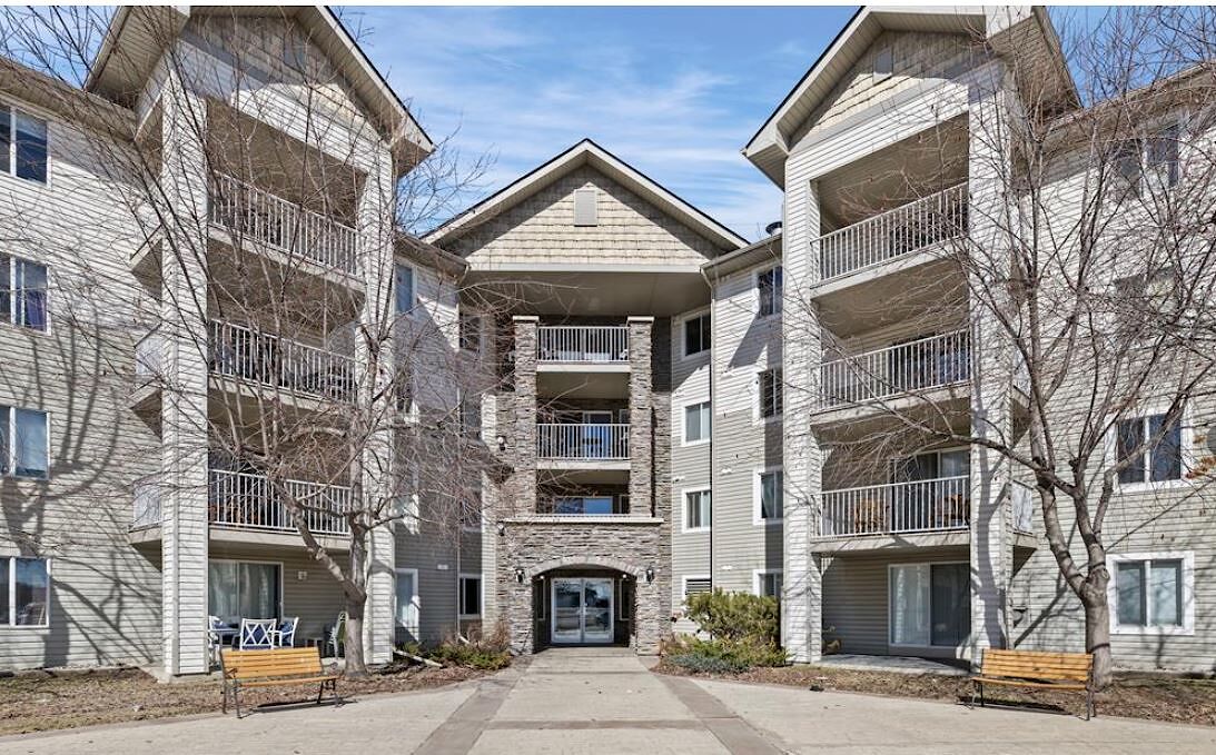 Calgary 2 bedrooms Condo Unit for rent. Property photo: 647080-1
