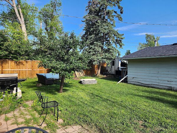 Calgary 2 bedrooms Basement for rent. Property photo: 647094-2