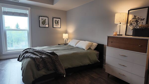 Edmonton 2 bedrooms Condo Unit for rent. Property photo: 647135-3