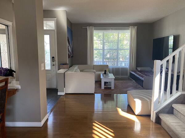 Calgary 3 + Den bedrooms House for rent. Property photo: 647252-2