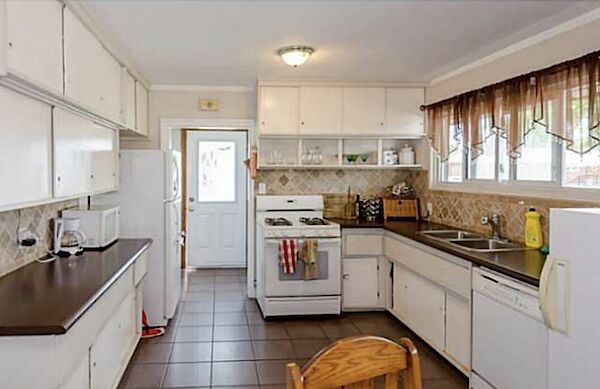Hamilton 3 bedrooms Main Floor for rent. Property photo: 647274-3