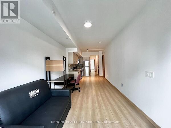 Toronto 2 bedrooms Townhouse for rent. Property photo: 647338-2