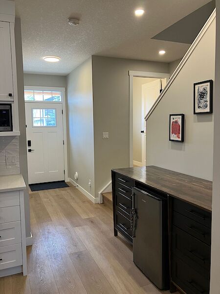 Calgary 3 + Den bedrooms Duplex for rent. Property photo: 647395-2