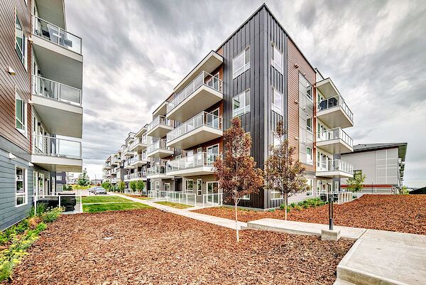 Calgary 2 bedrooms Condo Unit for rent. Property photo: 647403-3