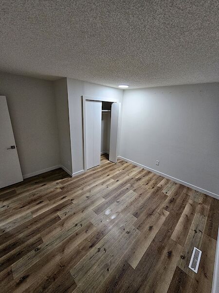 Edmonton 3 bedrooms Main Floor for rent. Property photo: 647485-3