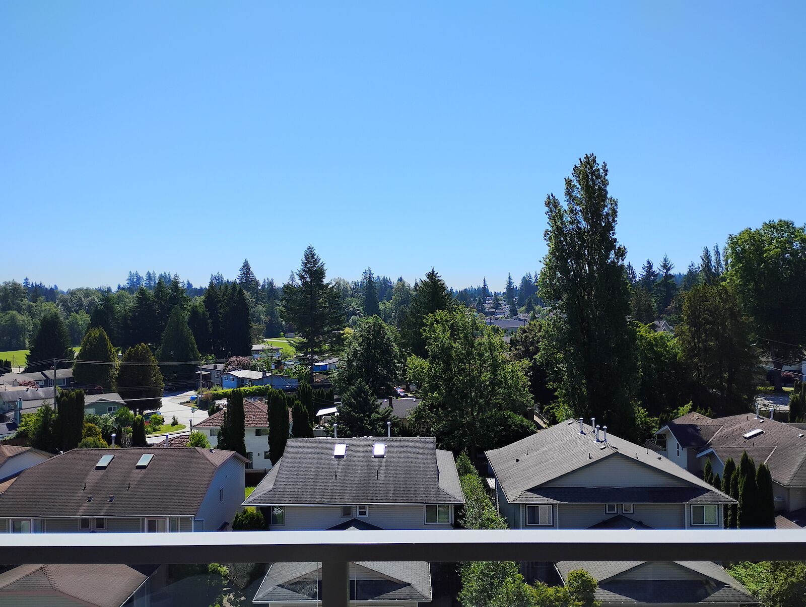 Coquitlam 2 + Den bedrooms Condo Unit for rent. Property photo: 647538-1