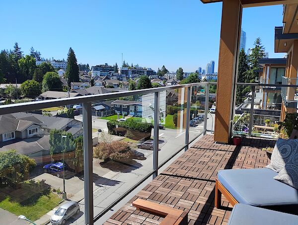 Coquitlam 2 + Den bedrooms Condo Unit for rent. Property photo: 647538-3