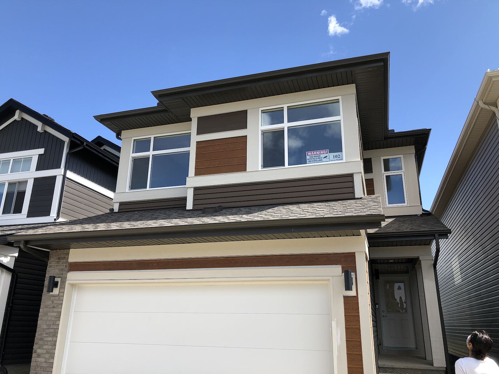 Calgary 4 + Den bedrooms House for rent. Property photo: 647545-1