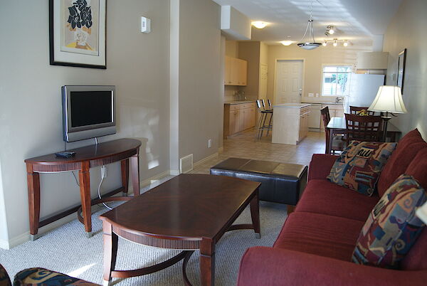 Fort McMurray 2 bedrooms Townhouse for rent. Property photo: 647704-2