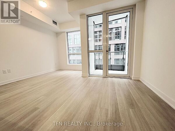 Living+Room Toronto 1 bedroom Apartment for rent. Property photo: 647708-2