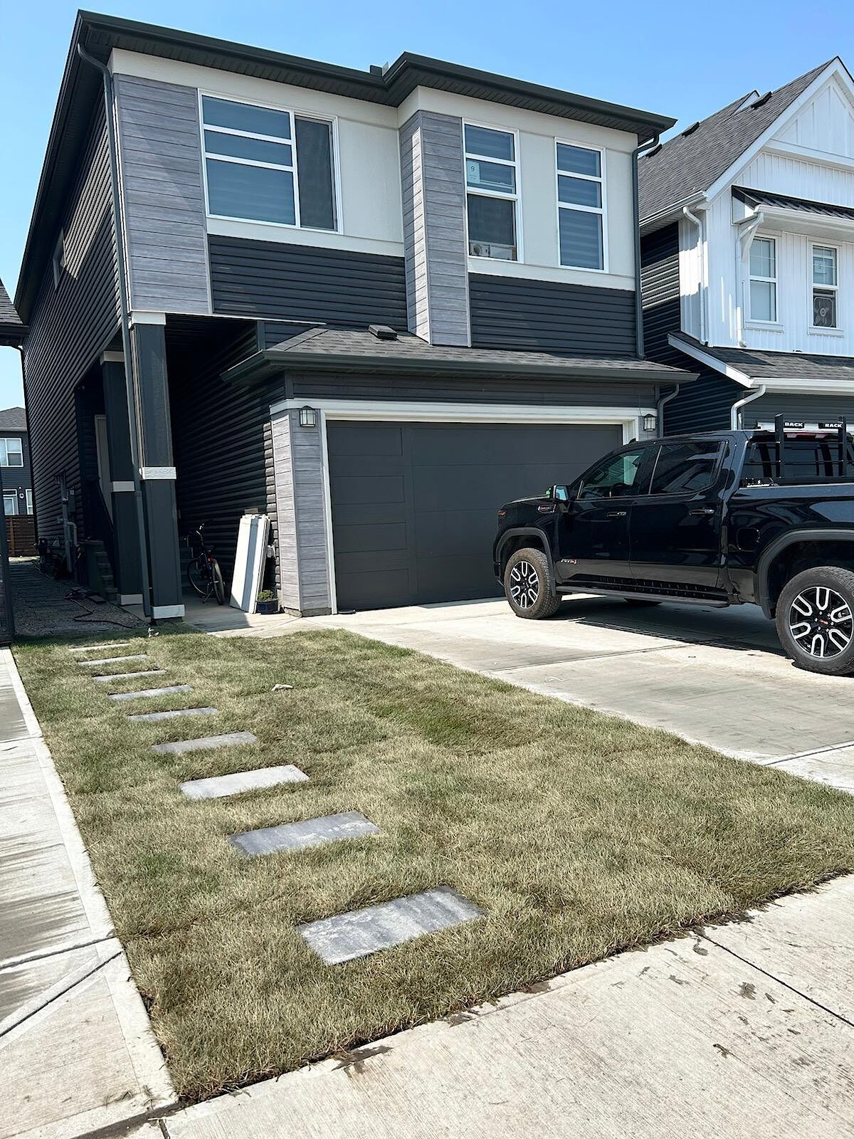 Calgary 3 bedrooms House for rent. Property photo: 647775-1