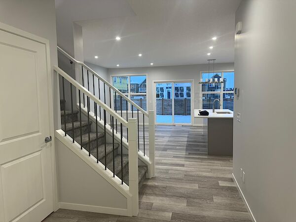 Calgary 3 bedrooms House for rent. Property photo: 647775-3