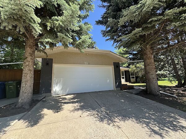 Calgary 4 bedrooms House for rent. Property photo: 647828-2