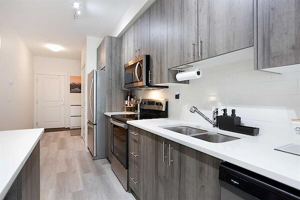 Calgary 1 bedroom Condo Unit for rent. Property photo: 647870-3