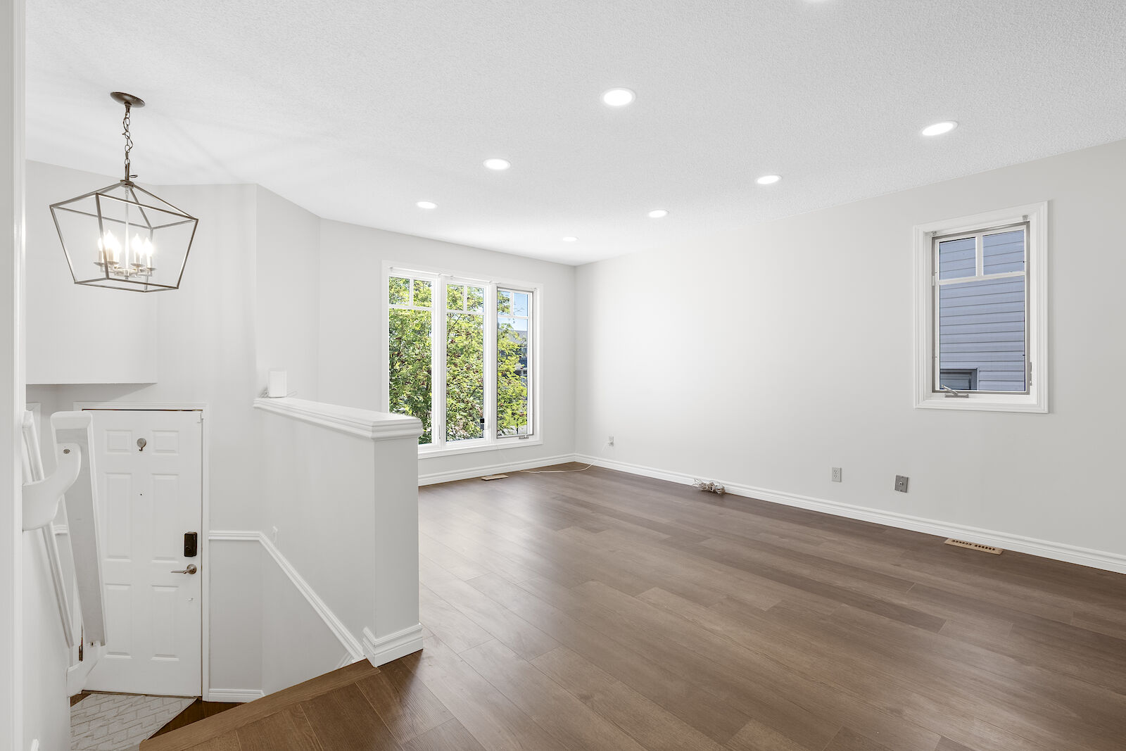 Calgary 3 bedrooms Main Floor for rent. Property photo: 647921-1