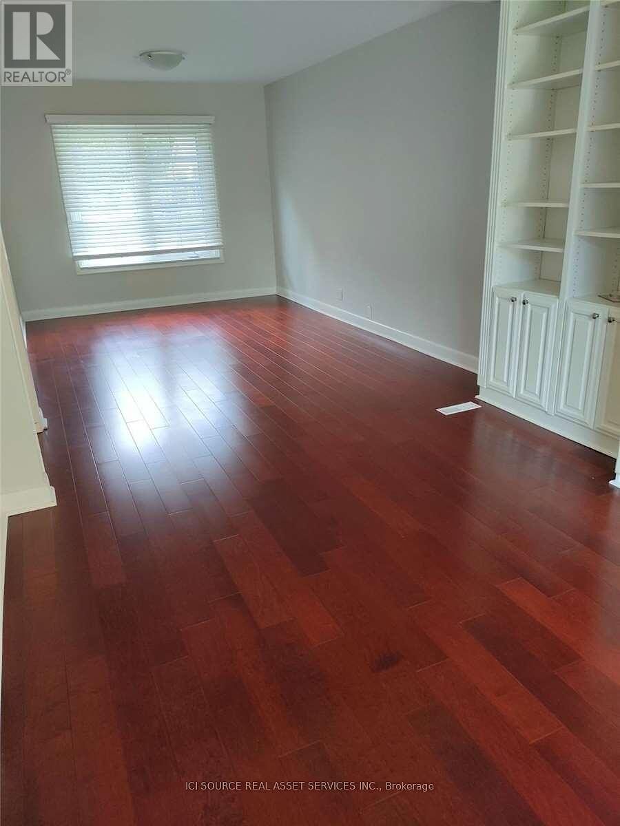 Mississauga 6 bedrooms House for rent. Property photo: 647926-1