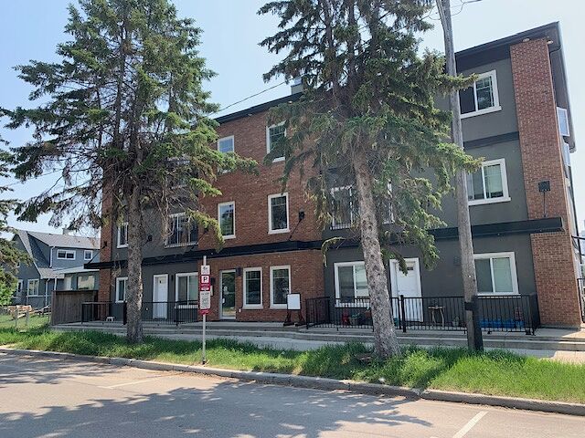 Red Deer 2 bedrooms Condo Unit for rent. Property photo: 648086-1
